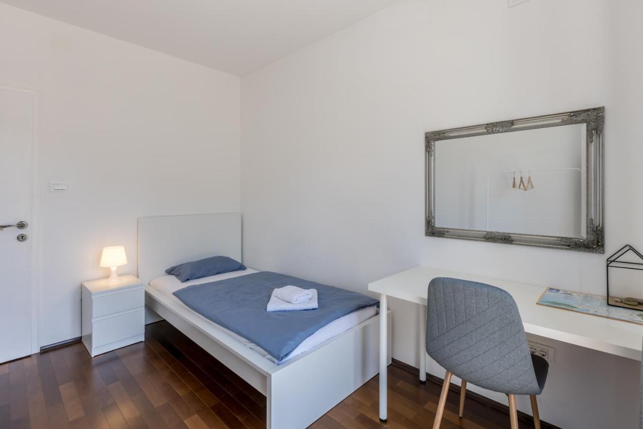 Central Park Apartment With Terrace سبليت المظهر الخارجي الصورة