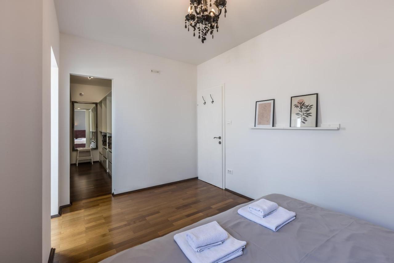 Central Park Apartment With Terrace سبليت المظهر الخارجي الصورة